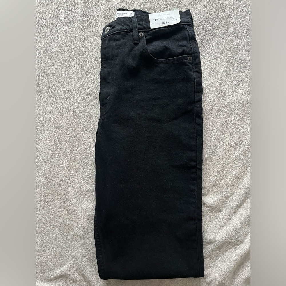 Abercrombie and Fitch Ultra High Rise 90s Straight Jean